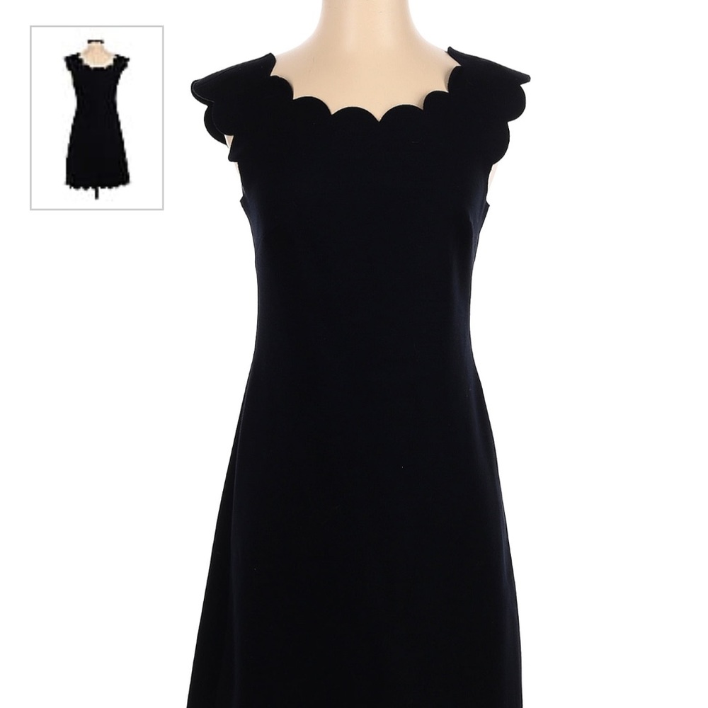 Bailey 44 Scalloped neckline A line dress. Size small